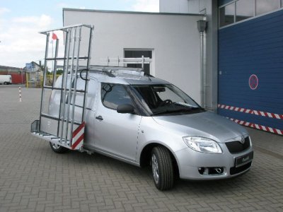 42-Skoda-Roomster-glassrack.JPG